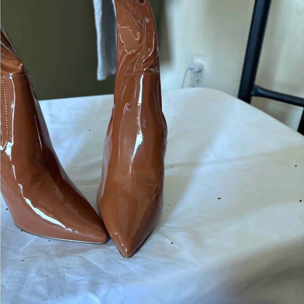 Women's Tan Patent Leather Boots
